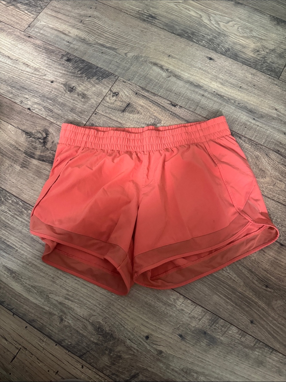 Athleta mesh racer run shorts M